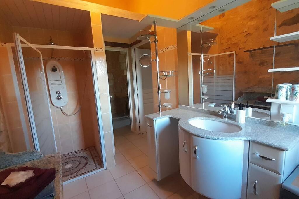 Gite Lot'Ivier Piscine Nature Lot Montayral Exteriör bild